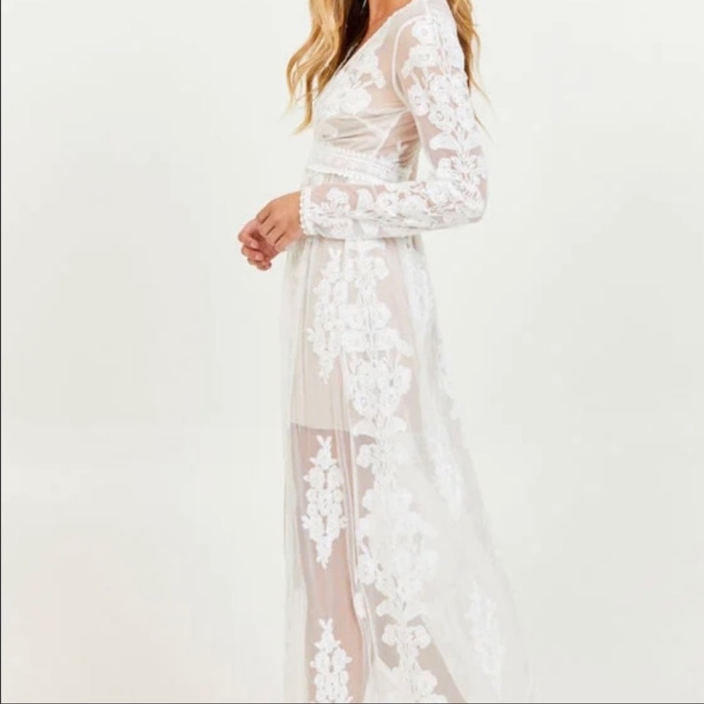 White lace maxi dress
